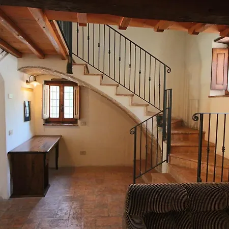 Casa Foro * Montecastrilli